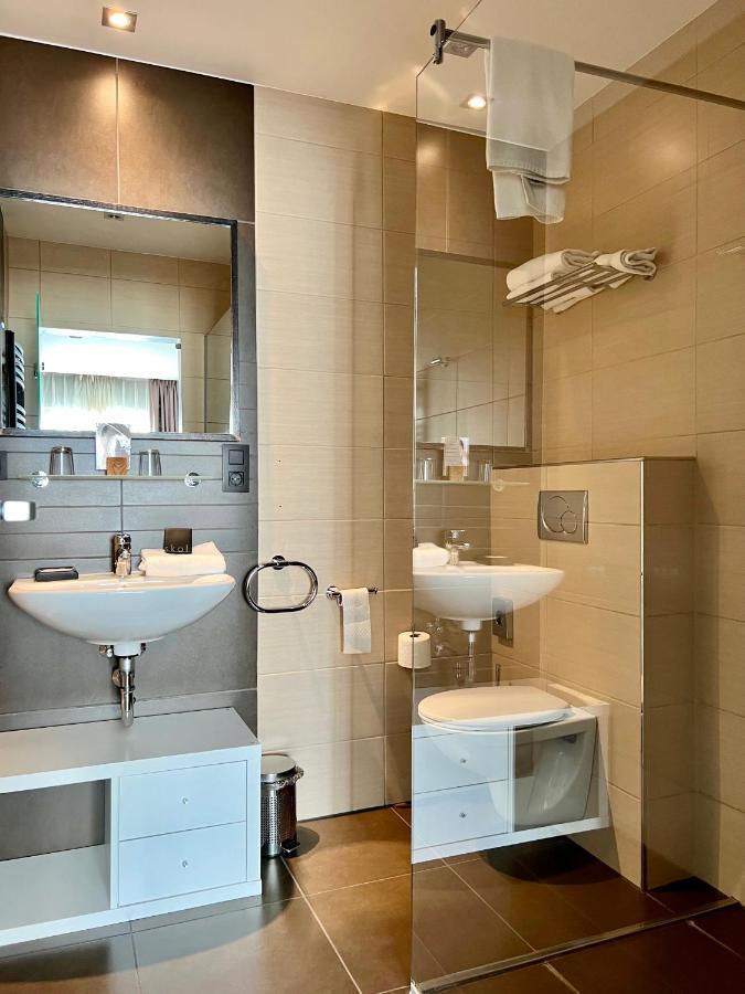 Skol L'Original Hotel Strassen Eksteriør billede