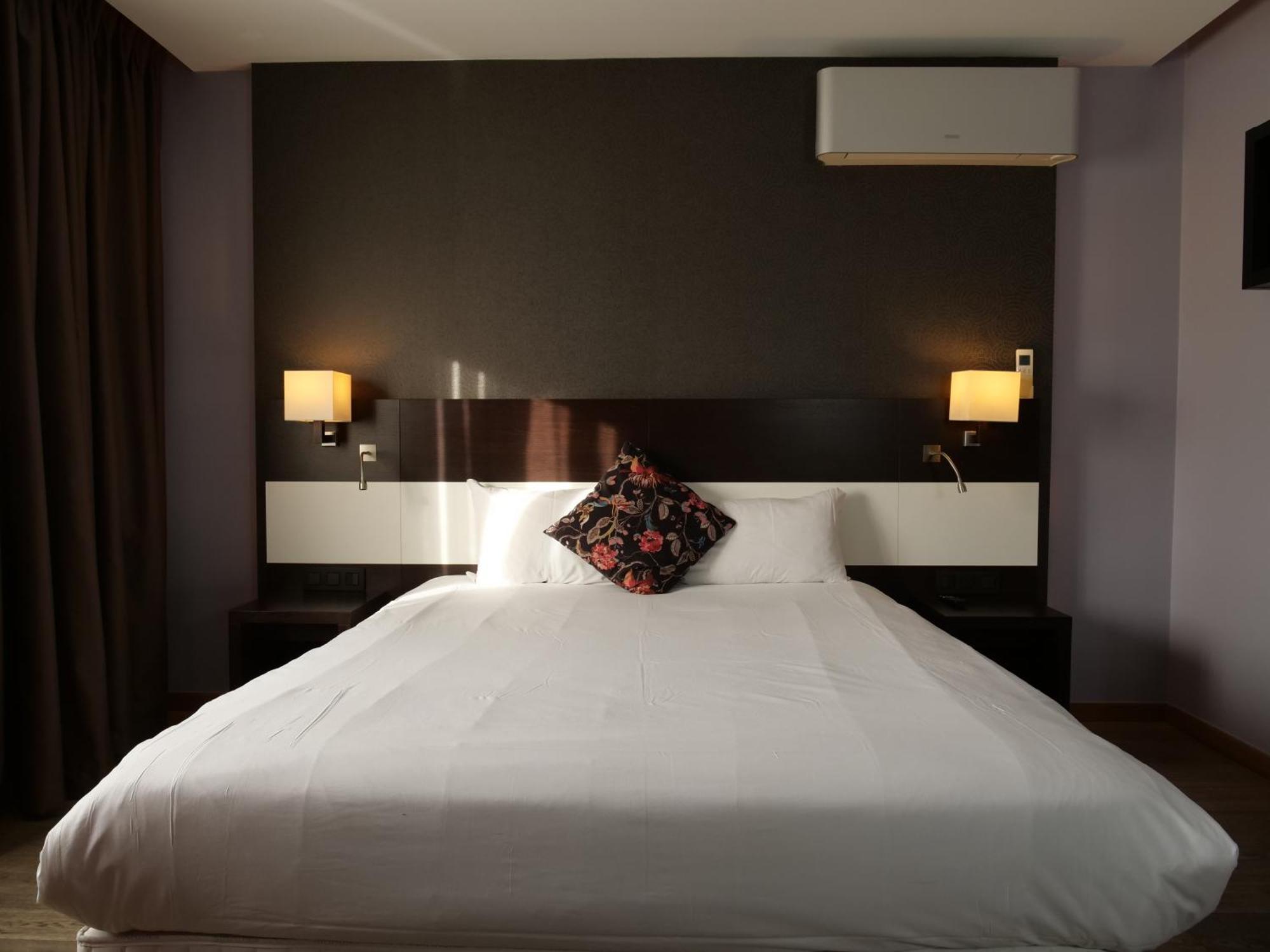 Skol L'Original Hotel Strassen Eksteriør billede