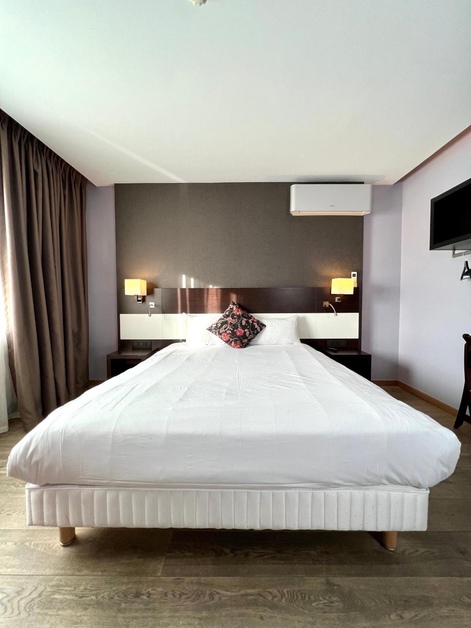 Skol L'Original Hotel Strassen Eksteriør billede